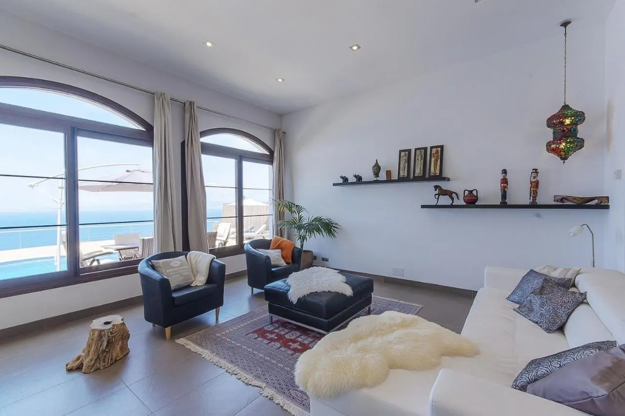 YupiHome Villa Voramar Sa Torre 0*,